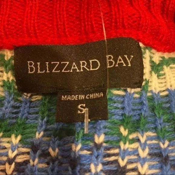 Blizzard Bay sweater NWOT - Picture 4 of 7